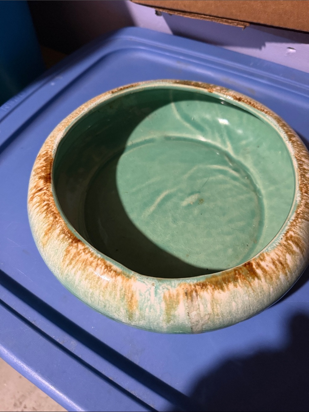 Ceramic Round Decorative Bowl in Seafoam Green by